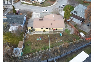 3600 37 Avenue - Photo 44