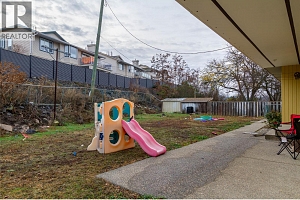 3600 37 Avenue - Photo 6