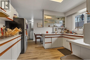 3600 37 Avenue - Photo 8