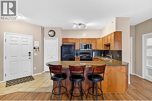 1875 Country Club Drive Unit# 1402 - Photo 3