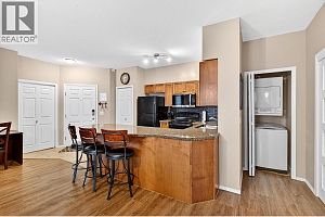 1875 Country Club Drive Unit# 1402 - Photo 8