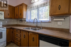 660 Capri Road - Photo 39