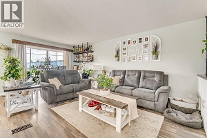 305A Kildonan Avenue - Photo 6