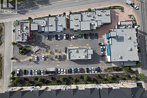 1928 Summit Drive - Photo 12