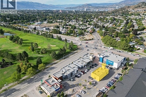 1928 Summit Drive - Photo 3