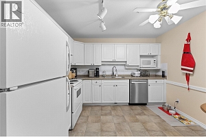 3300 Centennial Drive Unit# 204 - Photo 24