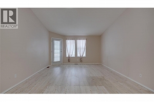 501 Kildonan Avenue Unit# 11 - Photo 8