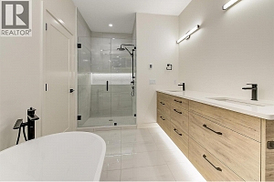 2115 Montenegro Drive - Photo 32