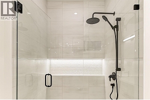 2115 Montenegro Drive - Photo 33