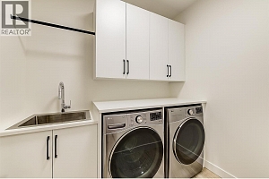 2115 Montenegro Drive - Photo 45