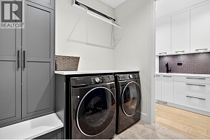 9746 Centrestone Crescent - Photo 32