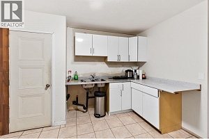 545 Primrose Road - Photo 36