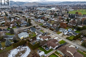 545 Primrose Road - Photo 47