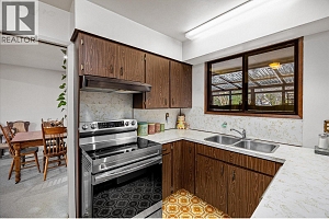 2425 Collingwood Road - Photo 12