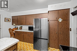 2425 Collingwood Road - Photo 13