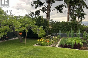 2425 Collingwood Road - Photo 62