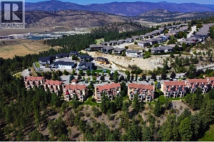 1795 Country Club Drive Unit# 105 - Photo 3