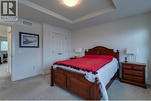 12875 Lake Hill Lane - Photo 16