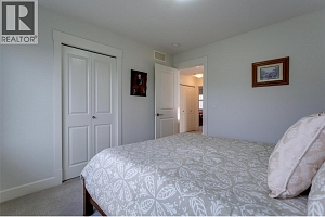 12875 Lake Hill Lane - Photo 20