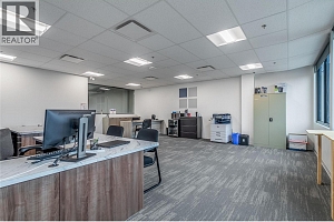 1990 Landsdowne Place Unit# 2 - Photo 16