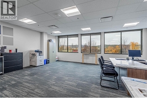 1990 Landsdowne Place Unit# 2 - Photo 17