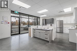 1990 Landsdowne Place Unit# 2 - Photo 4