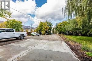 1189 Hudson Road - Photo 8