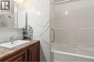 2727 Lakeshore Road Unit# 18 - Photo 16