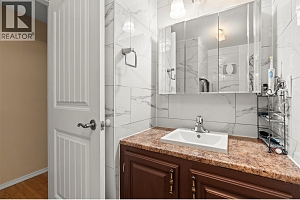 2727 Lakeshore Drive Unit# 18 - Photo 17