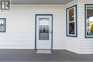 2727 Lakeshore Drive Unit# 18 - Photo 32