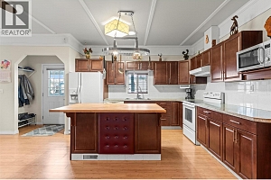 2727 Lakeshore Road Unit# 18 - Photo 4