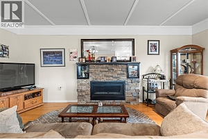 2727 Lakeshore Drive Unit# 18 - Photo 9