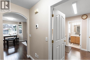 312 Fizet Avenue - Photo 13