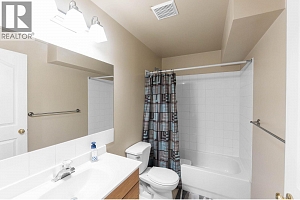 312 Fizet Avenue - Photo 33