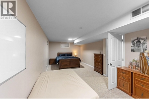 312 Fizet Avenue - Photo 35