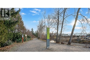 609 Truswell Road Unit# 105 - Photo 16