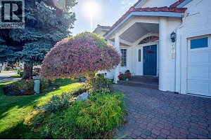 609 Truswell Road Unit# 105 - Photo 2