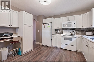 609 Truswell Road Unit# 105 - Photo 25