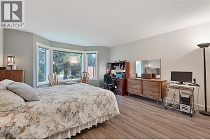 609 Truswell Road Unit# 105 - Photo 26