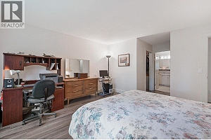 609 Truswell Road Unit# 105 - Photo 29