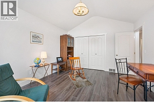 609 Truswell Road Unit# 105 - Photo 34