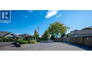 609 Truswell Road Unit# 105 - Photo 62