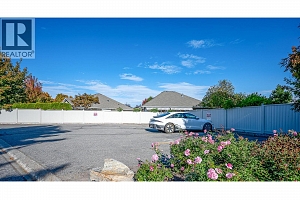 609 Truswell Road Unit# 105 - Photo 64