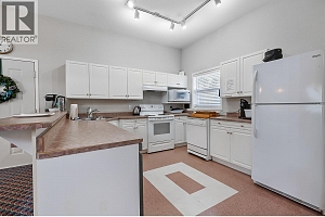 609 Truswell Road Unit# 105 - Photo 73