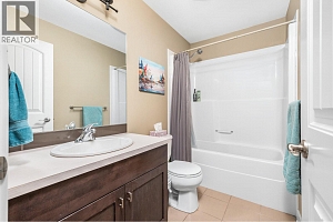 1040 Mt Revelstoke Place Unit# 21 Lot# 18 - Photo 19