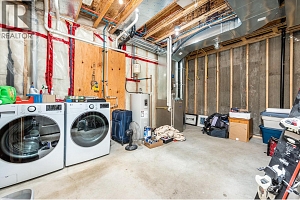 1040 Mt Revelstoke Place Unit# 21 Lot# 18 - Photo 26