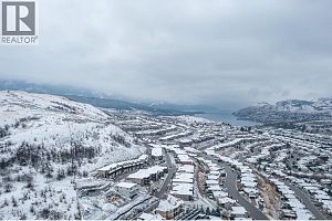 1040 Mt Revelstoke Place Unit# 21 Lot# 18 - Photo 38