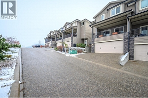 1040 Mt Revelstoke Place Unit# 21 Lot# 18 - Photo 8