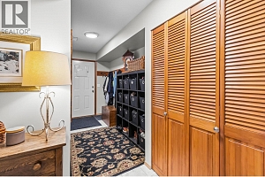 16455 Commonage Road - Photo 17