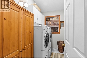 16455 Commonage Road - Photo 26